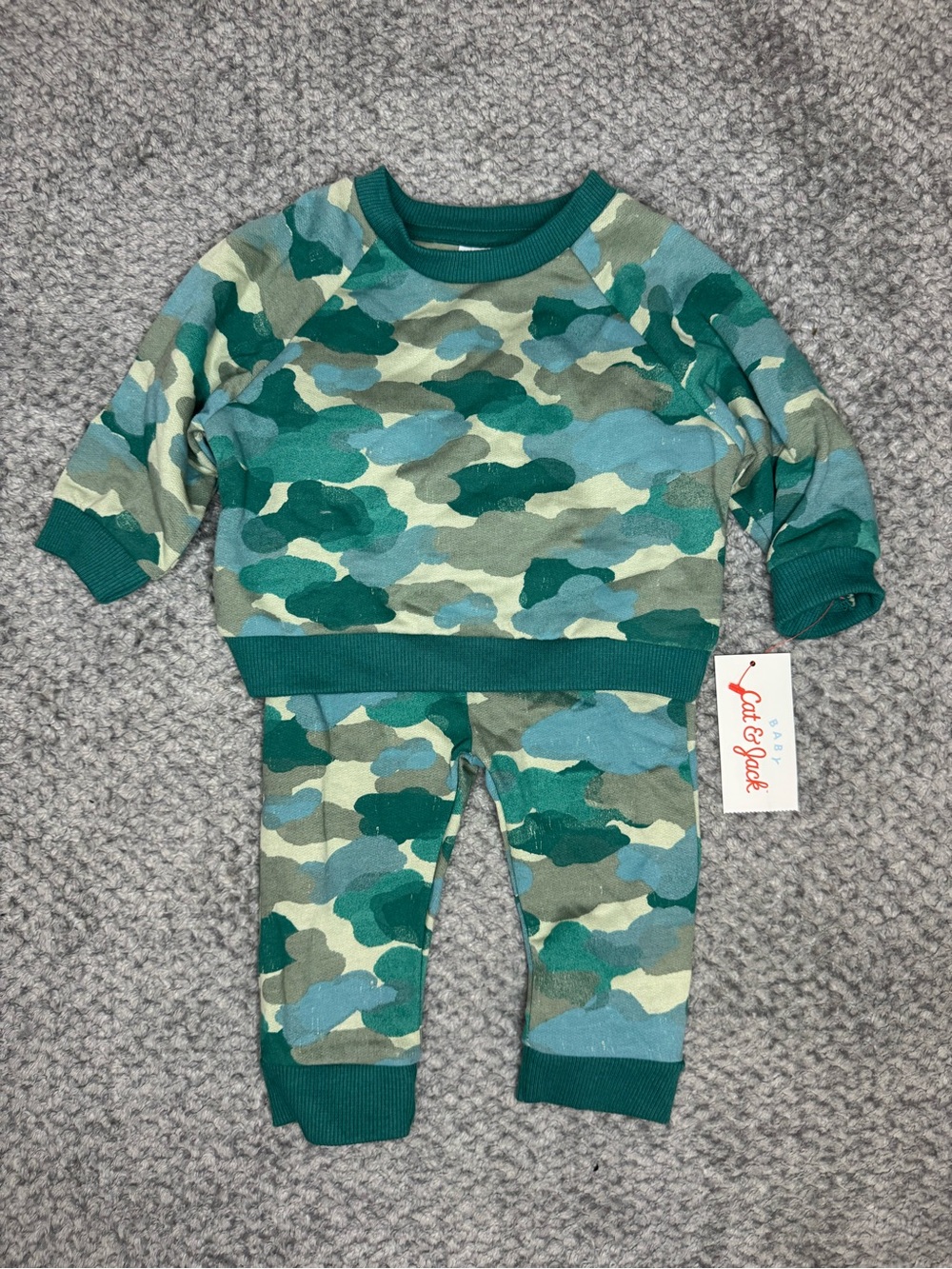 Cat & Jack Baby Boys 2pc Camouflage Top and Pants Outfit Set - Green 3-6M NWT